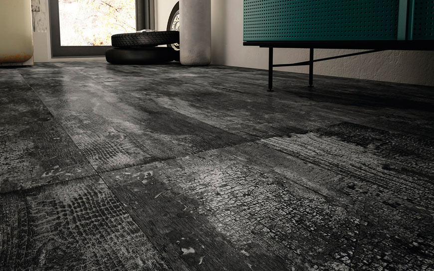 Combustion-Crackle-Black
